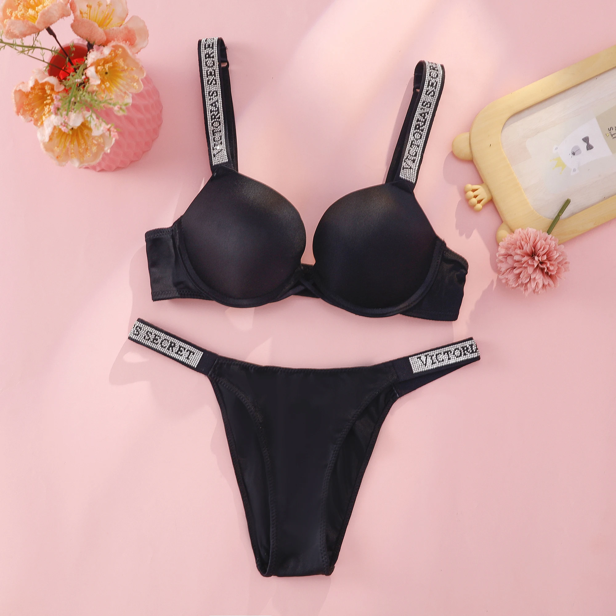 Victoria's Secret Push-up BH e - Beauty Makeup Louis Vuitton recensie en prijs