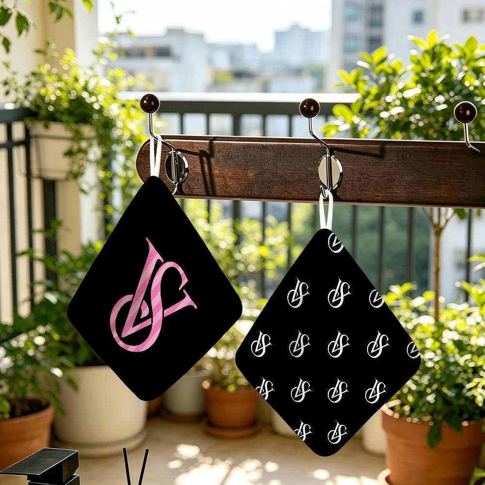 logo Hangende stijl Handdoek v - Beauty Makeup Louis Vuitton recensie en prijs